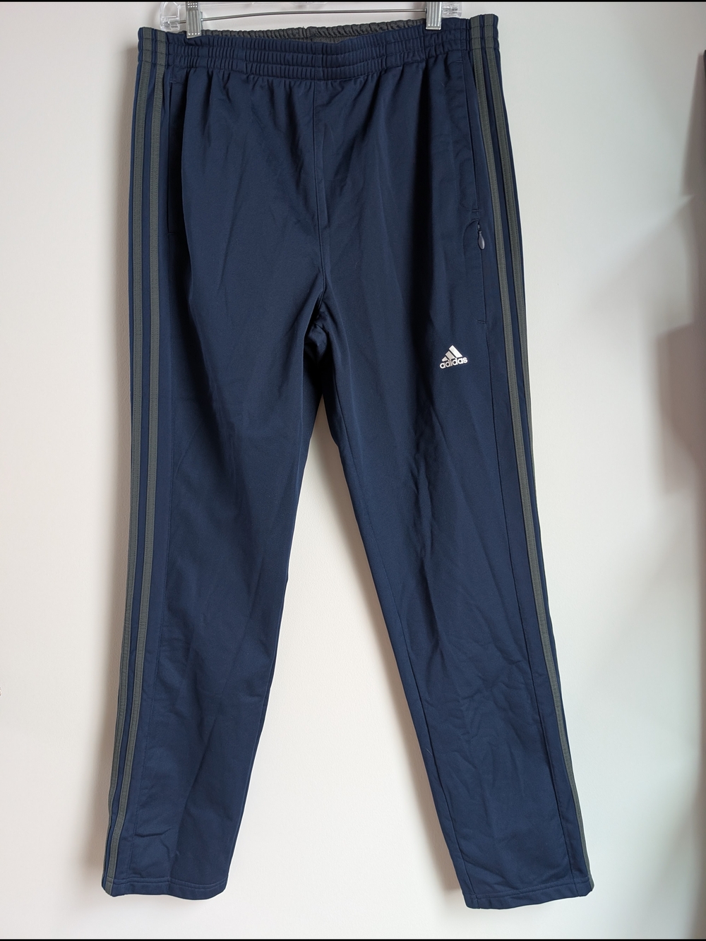 Adidas Men’s XL Track Pants Navy Blue Grey 3-Stripe Zipper Pockets BK0774 Fleece